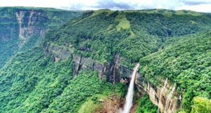Nohkalikai Falls