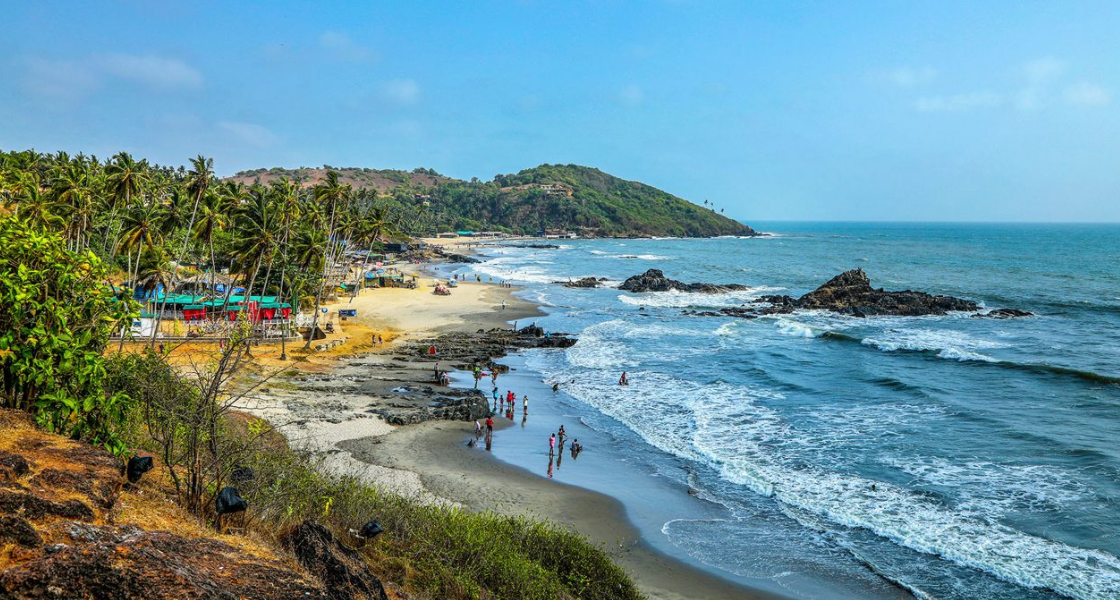 Vagator Travel Guide: Best Attractions, Stays & Sunset Views