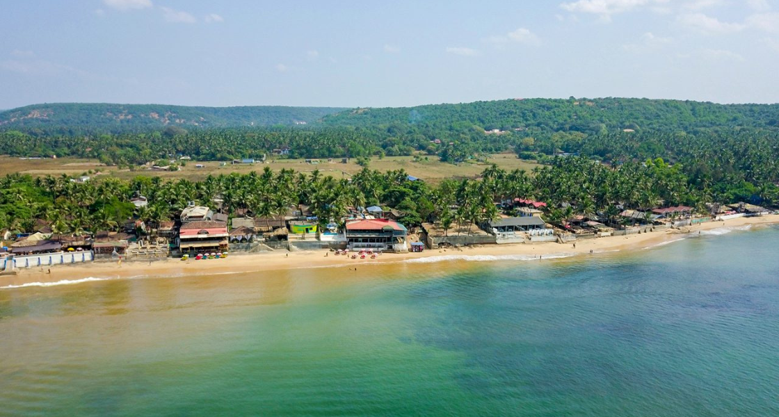 Places to Visit in Anjuna: Beaches, Cafes, Forts & Hidden Gems