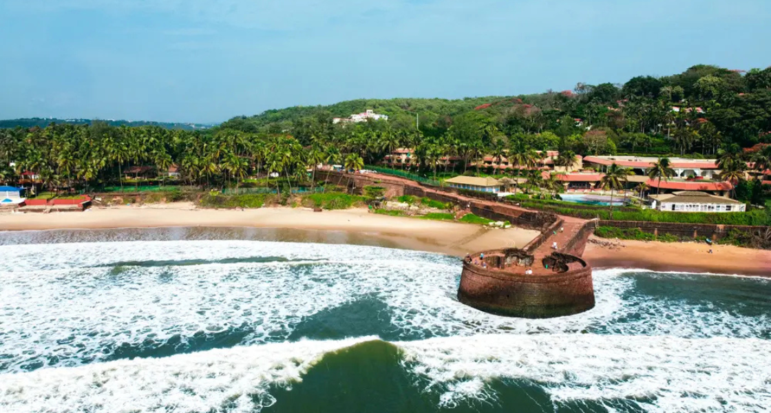 Candolim Travel Guide: Best Places to Visit, Things to Do & Stay