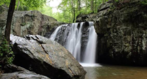Gallu Waterfall