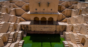 Panna Meena ka Kund