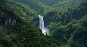 Tambdi Surla Waterfall (1)